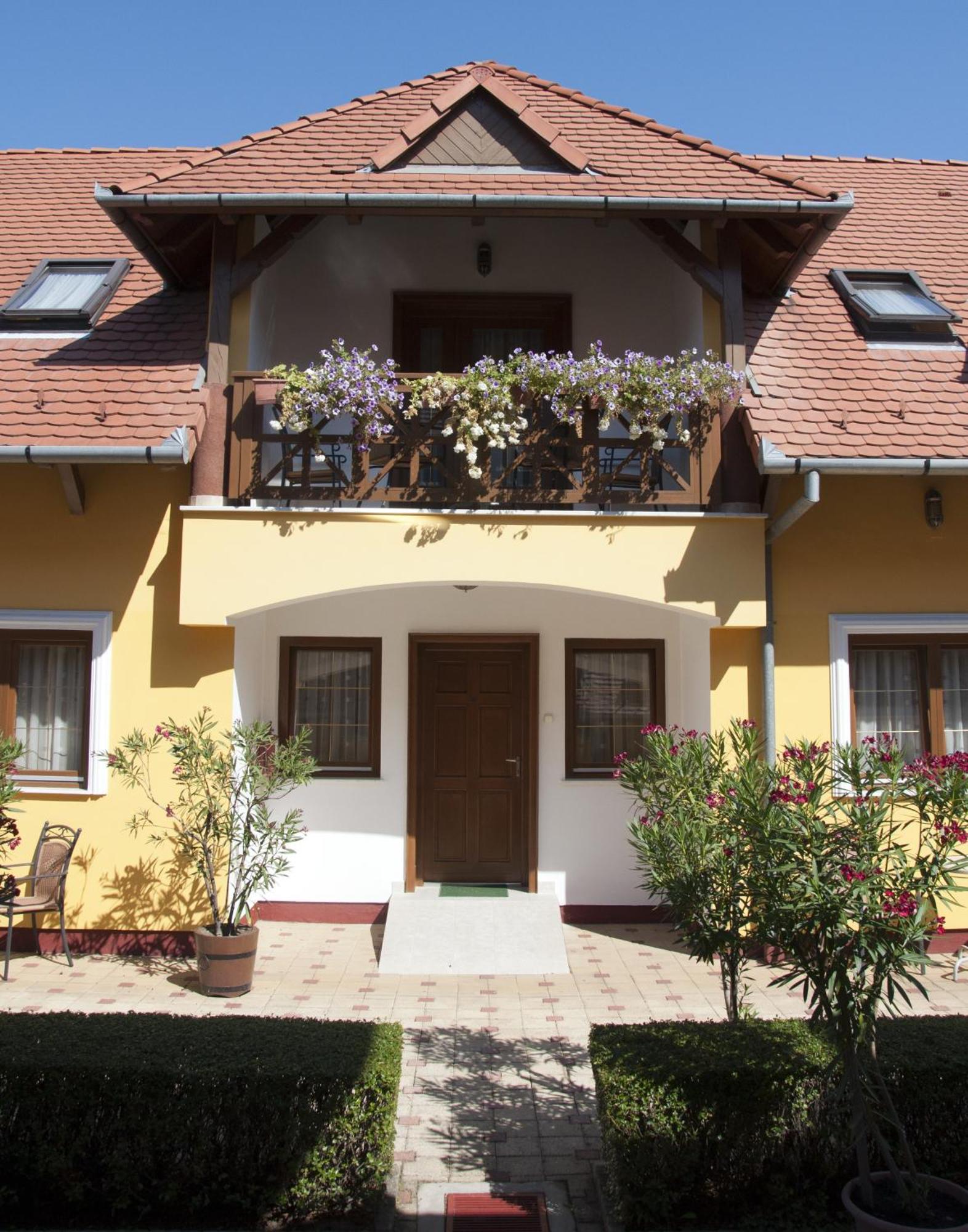Frisko Panzio Bed and Breakfast Zalakaros Εξωτερικό φωτογραφία