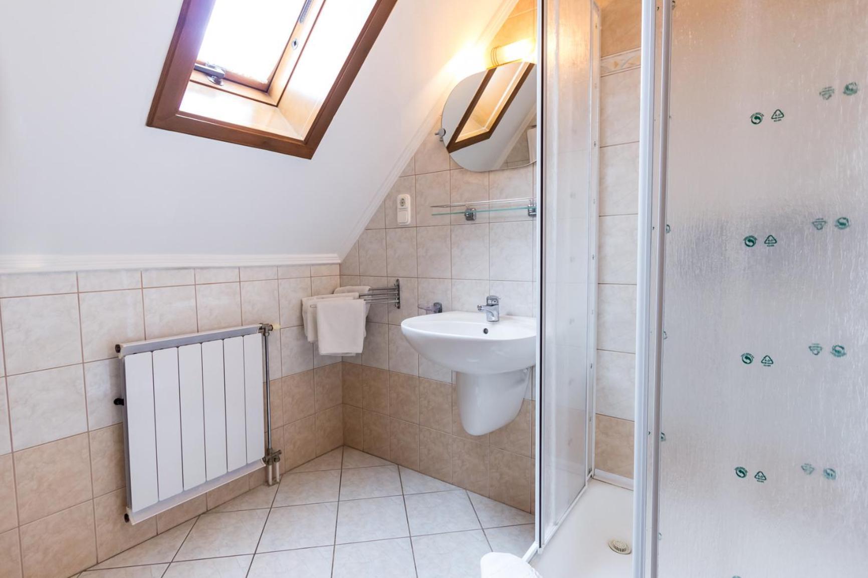 Frisko Panzio Bed and Breakfast Zalakaros Δωμάτιο φωτογραφία