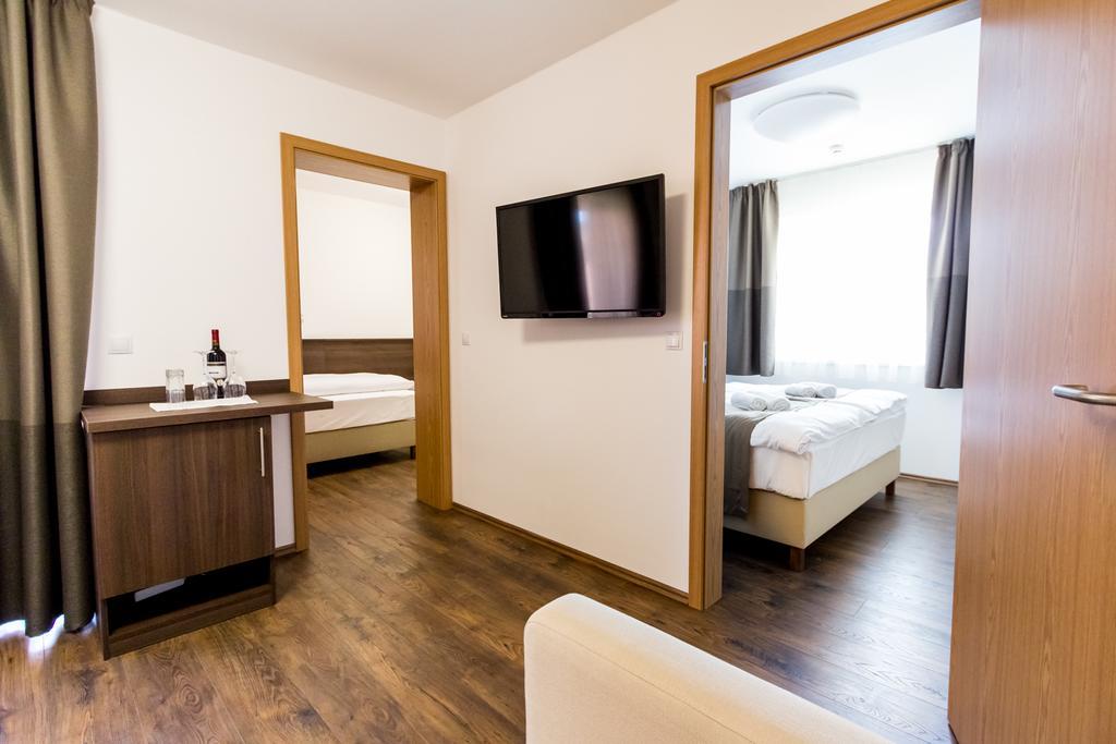 Frisko Panzio Bed and Breakfast Zalakaros Εξωτερικό φωτογραφία