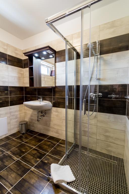 Frisko Panzio Bed and Breakfast Zalakaros Εξωτερικό φωτογραφία